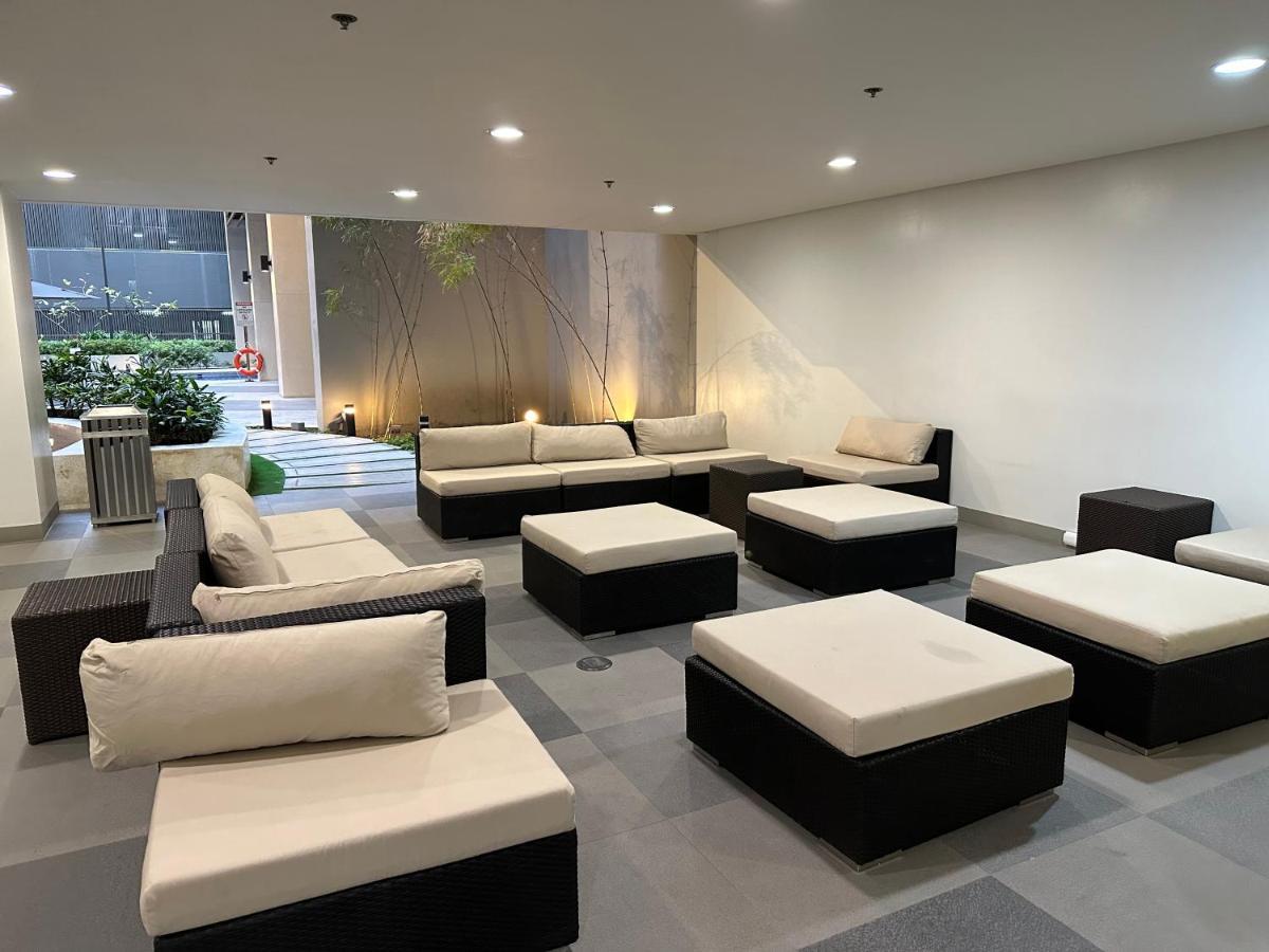 S Residences Tower 3 Moa Luxe Staycation By C Manila Eksteriør billede